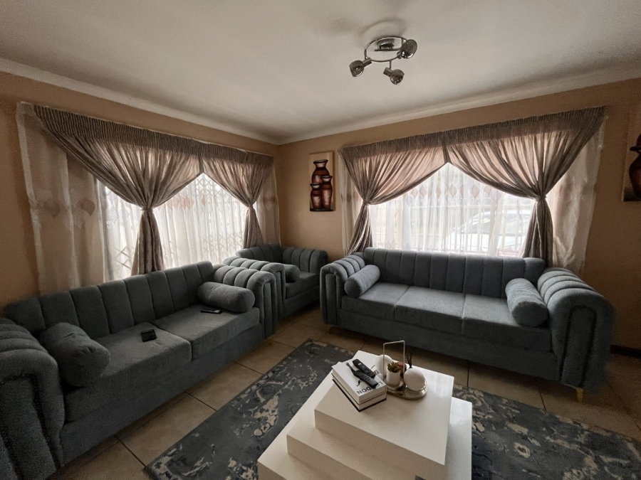 3 Bedroom Property for Sale in Rykmanshoogte Free State